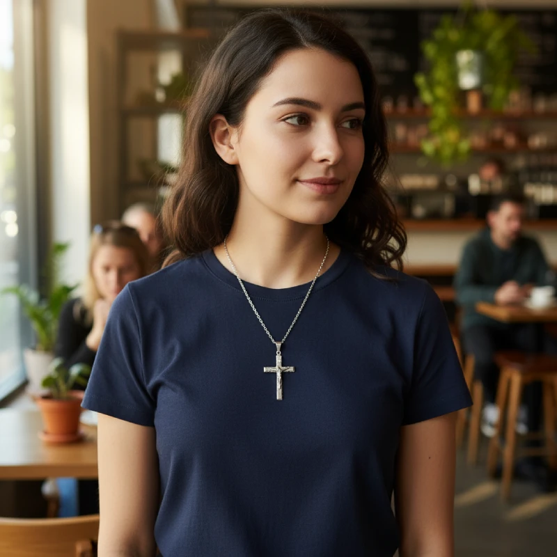 Crucifix pendant with chain